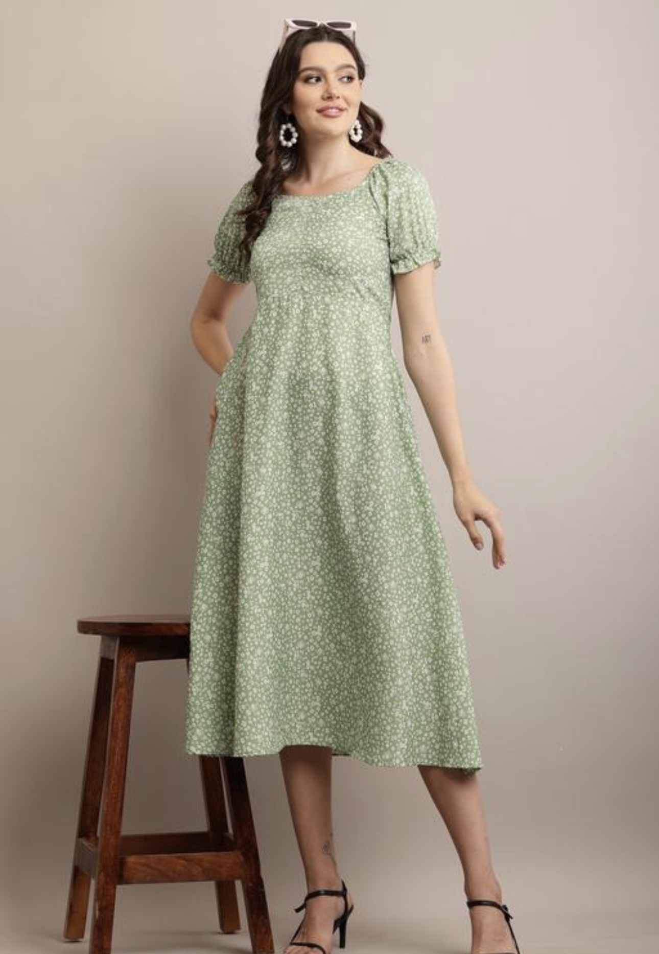 Line Printed Flower Dress - Image 4