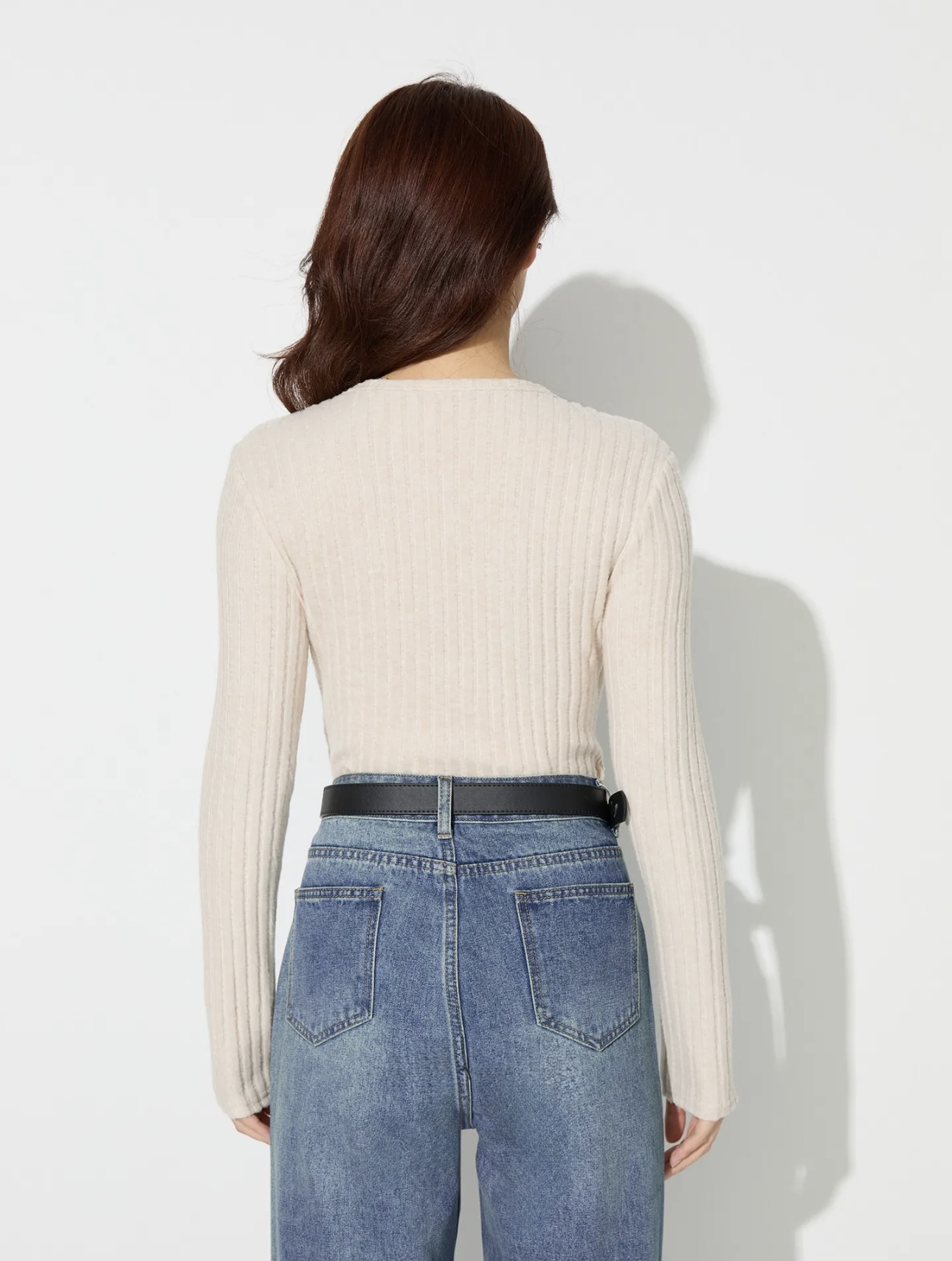 V Neck Textured Bodysuit - Image 4