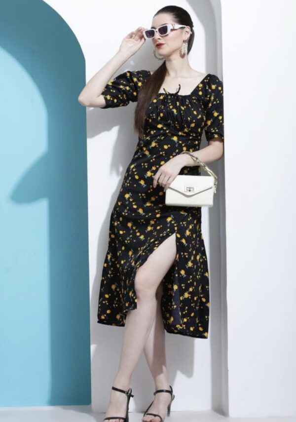 Knee Length - Line Comfy Dress - Image 12