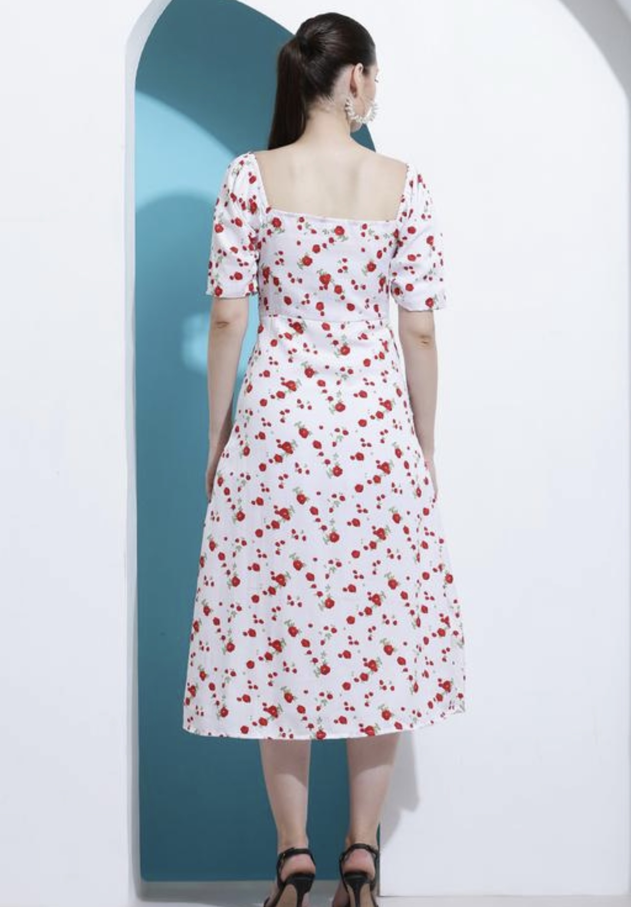 Knee Length - Line Comfy Dress - Image 10