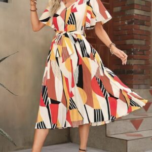 Line Pleated V Neck Dress - Image 11